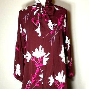 Floral Print Maxi Dress w/Ribbon Tie Keyhole Front